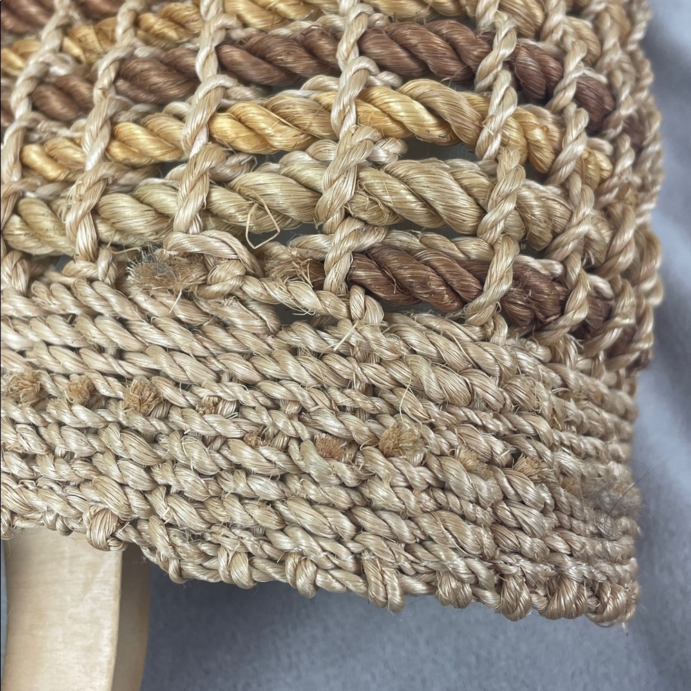 Talbots Wooden Handle Rope Bag - Picture 4 of 16